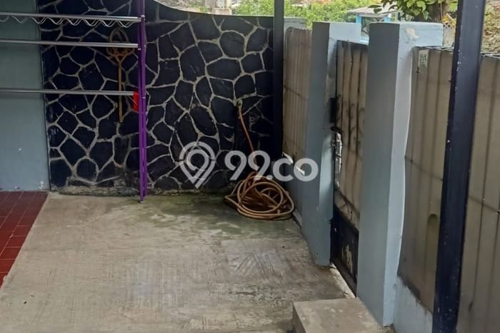 Jual Rumah Bagus Siap Huni LB 100m2 di Pamulang, Tangerang Selatan Jual Rumah Bagus Siap Huni LB 100m2 di Pamulang, Tangerang Selatan