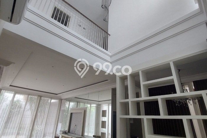 Jarang Ada! Rumah Kontrakan 5 Kamar Bagus Siap Huni Pakuwon Indah Jarang Ada! Rumah Kontrakan 5 Kamar Bagus Siap Huni Pakuwon Indah
