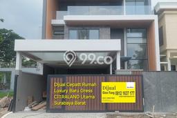 Rumah 5 KT 6 KM Newly Built di Lokasi Prestisius , Surabaya Rumah 5 KT 6 KM Newly Built di Lokasi Prestisius , Surabaya