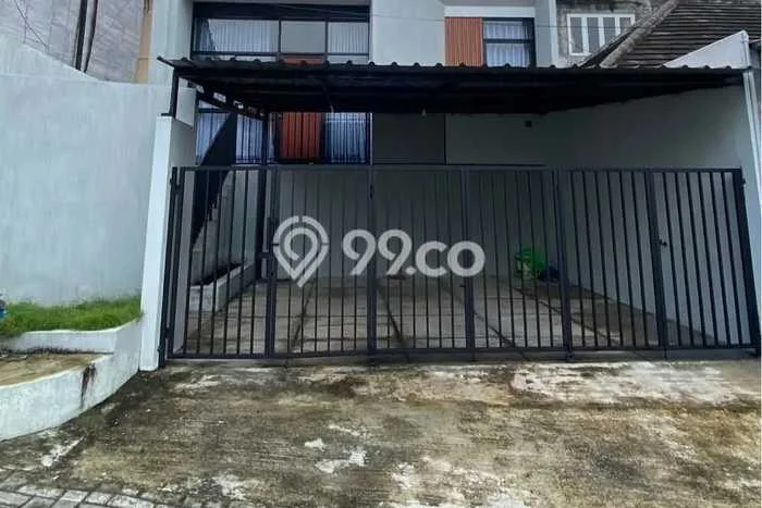 For Sale Rumah 2 Kamar Lokasi Ideal Nyaman dan Strategis di Tembalang For Sale Rumah 2 Kamar Lokasi Ideal Nyaman dan Strategis di Tembalang