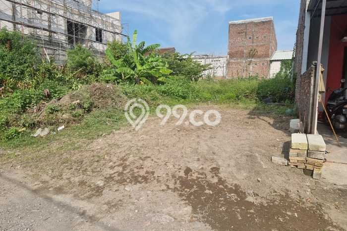 Jarang Ada! Tanah di Pedurungan Punya Luas 200m2 SHM Jarang Ada! Tanah di Pedurungan Punya Luas 200m2 SHM