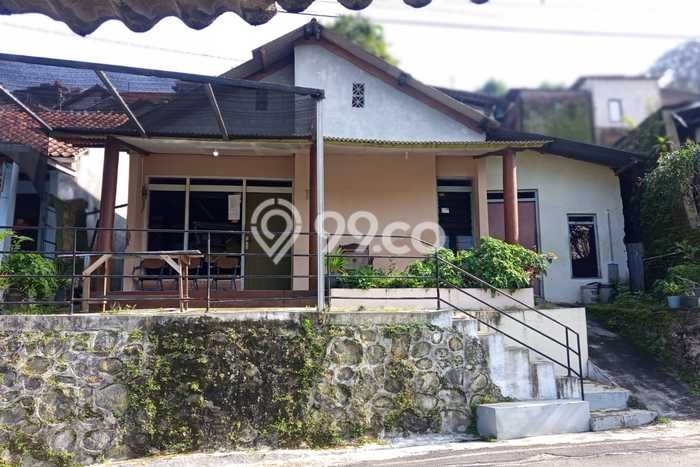 Lahan untuk Dijual di Gajah Mungkur Semarang Luas 200m2 Lahan untuk Dijual di Gajah Mungkur Semarang Luas 200m2