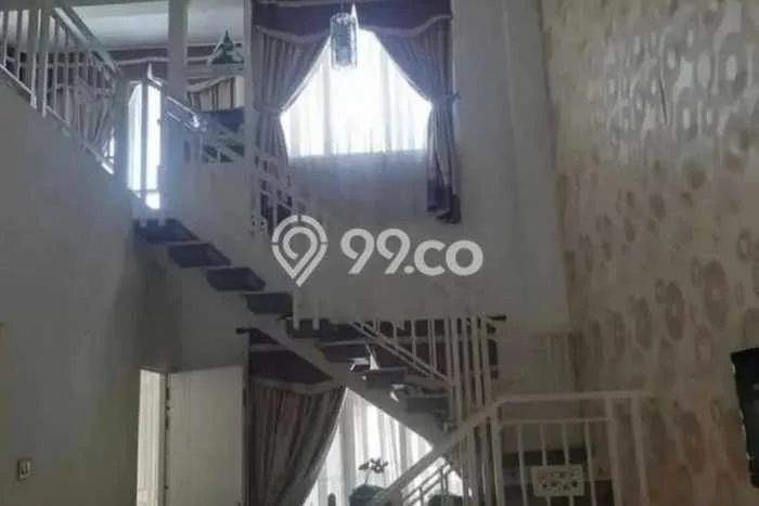 Rumah Luas Asri 3 KT Siap Huni di Manyaran Semarang Rumah Luas Asri 3 KT Siap Huni di Manyaran Semarang