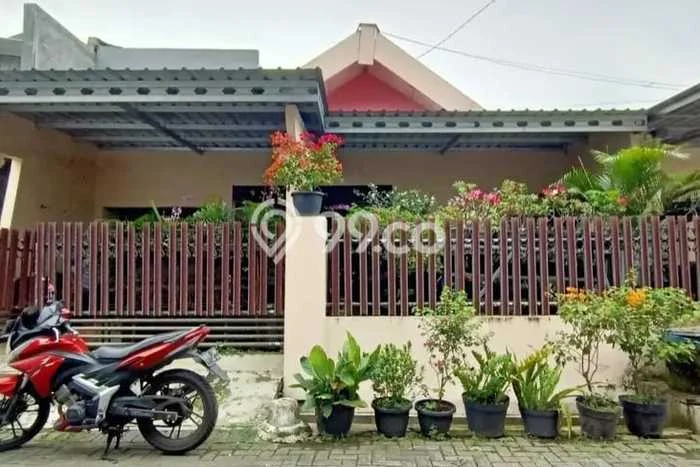 Dijual Cepat Rumah Strategis LT 170m2 LB 160m2 di Semarang Cocok untuk Hunian Dijual Cepat Rumah Strategis LT 170m2 LB 160m2 di Semarang Cocok untuk Hunian