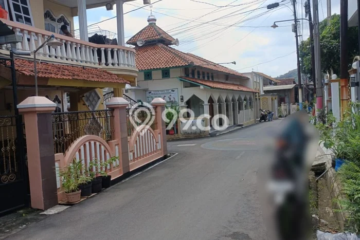 Tanah Dijual di Semarang Seluas 362m2 Strategis Tanah Dijual di Semarang Seluas 362m2 Strategis