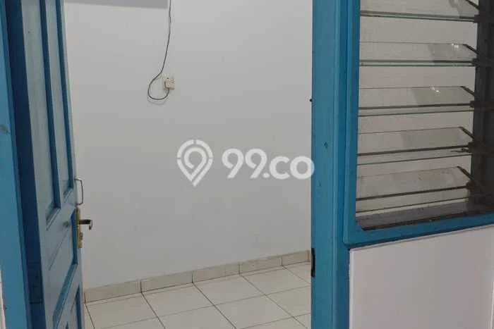 Rumah Asri di Kelapa Gading, 4 KT, Luas 90m2m² LB 150m2m² Rumah Asri di Kelapa Gading, 4 KT, Luas 90m2m² LB 150m2m²