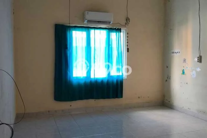 Rumah di Cengkareng Barat, 1 KM, Area Potensial Rumah di Cengkareng Barat, 1 KM, Area Potensial