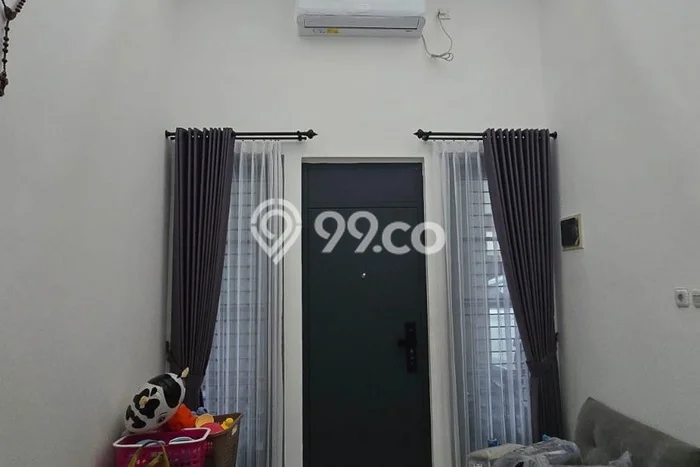 Dijual Rumah Premium dengan Fasilitas Sekitar Komplit di Dukuh Pakis, Surabaya Dijual Rumah Premium dengan Fasilitas Sekitar Komplit di Dukuh Pakis, Surabaya