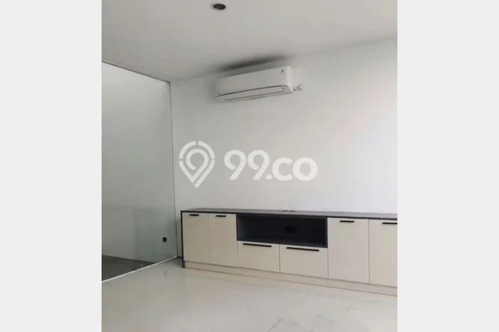 Rumah Luxury Modern Siap Huni di Citraland Surabaya Rumah Luxury Modern Siap Huni di Citraland Surabaya