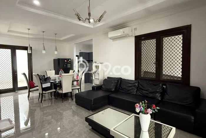 Best Deal Hunian Premium Ideal dan Luas di Wiyung, Surabaya Best Deal Hunian Premium Ideal dan Luas di Wiyung, Surabaya