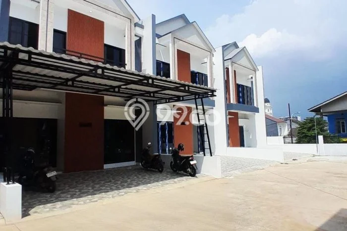 Dijual Hunian Rumah Terawat 3 KT di Bambu Apus, Jakarta Timur Dijual Hunian Rumah Terawat 3 KT di Bambu Apus, Jakarta Timur