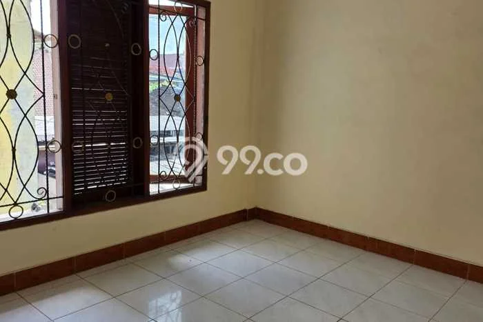 Disewakan! Rumah 5 Kamar Tidur &
3 Kamar Mandi di Pemogan, Denpasar Disewakan! Rumah 5 Kamar Tidur &
3 Kamar Mandi di Pemogan, Denpasar