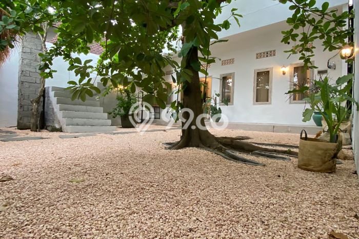 Komersial bagus disewakan di Kuta Badung dengan LB 200m2 harga sewa terbaik Komersial bagus disewakan di Kuta Badung dengan LB 200m2 harga sewa terbaik