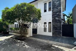Rumah Strategis Modern Lb 250m2 di Denpasar Timur, Denpasar Rumah Strategis Modern Lb 250m2 di Denpasar Timur, Denpasar