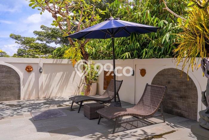 Hunian Ideal dengan LT 500m2 & LB 240m2 Dikontrakkan di Pecatu Hunian Ideal dengan LT 500m2 & LB 240m2 Dikontrakkan di Pecatu