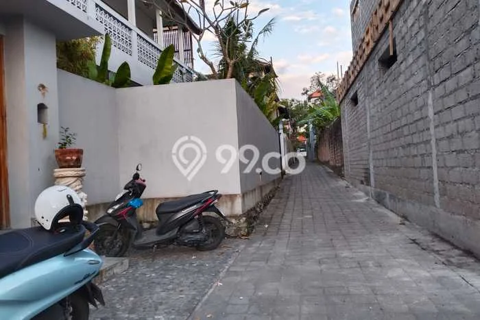 Disewakan! Rumah 3 Kamar Tidur &
3 Kamar Mandi di Canggu, Badung Disewakan! Rumah 3 Kamar Tidur &
3 Kamar Mandi di Canggu, Badung