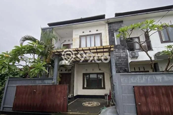 KESEMPATAN EMAS! Rumah area , Gianyar, LT 100m2m² Bangunan 140m2m² KESEMPATAN EMAS! Rumah area , Gianyar, LT 100m2m² Bangunan 140m2m²