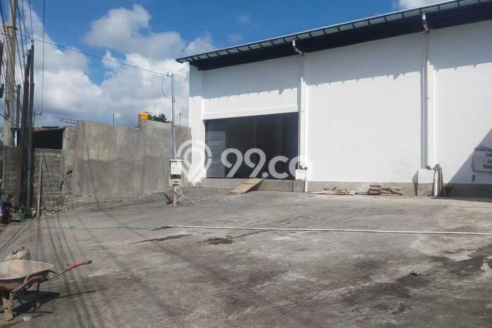 LOKASI PREMIUM! Gudang di Denpasar Barat, Luas 560m², Pusat Bisnis LOKASI PREMIUM! Gudang di Denpasar Barat, Luas 560m², Pusat Bisnis