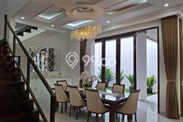 Dijual Rumah Mewah Elegan Dengan View Eksklusif di Jatikarya, Bekasi Dijual Rumah Mewah Elegan Dengan View Eksklusif di Jatikarya, Bekasi