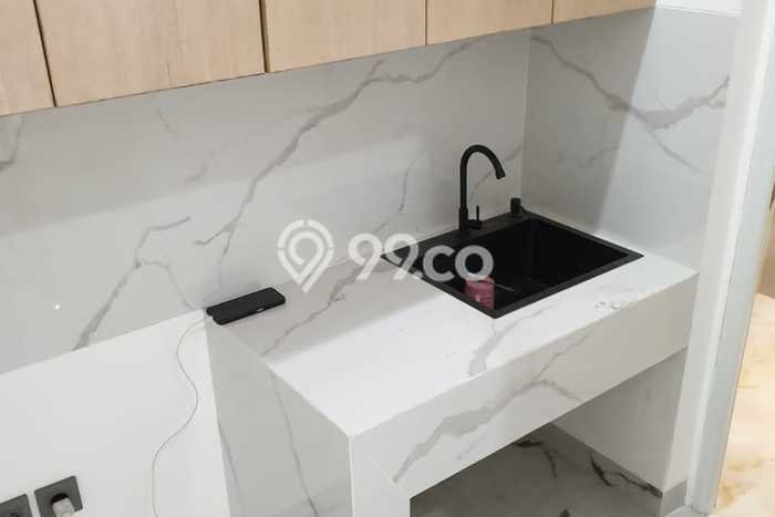 Untuk Dijual! Ruko di Kembangan Selatan Jakarta Barat LT 63m2 / LB 220m2 Kawasan Bisnis Untuk Dijual! Ruko di Kembangan Selatan Jakarta Barat LT 63m2 / LB 220m2 Kawasan Bisnis