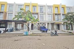 For Sale Hunian Rumah Terawat 3 Kamar di Pantai Indah Kapuk, Jakarta Utara For Sale Hunian Rumah Terawat 3 Kamar di Pantai Indah Kapuk, Jakarta Utara