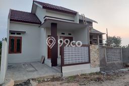 LISTING BARU! Rumah Premium di Karanganyar, Luas 81m² Bangunan 36m² LISTING BARU! Rumah Premium di Karanganyar, Luas 81m² Bangunan 36m²