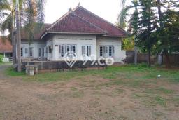 HARGA TERBAIK! Rumah Berkualitas area Karanganyar, LT 1766m² Bangunan 700m² HARGA TERBAIK! Rumah Berkualitas area Karanganyar, LT 1766m² Bangunan 700m²