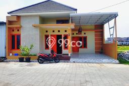 RARE UNIT! Rumah di Baki, 3 KT, Pemandangan Kota, Luas 100m² Bangunan 100m² RARE UNIT! Rumah di Baki, 3 KT, Pemandangan Kota, Luas 100m² Bangunan 100m²