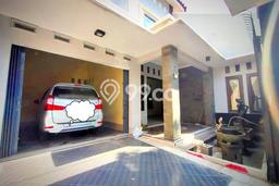 Rumah area Jebres, Surakarta, Luas 169m² Bangunan 150m² Rumah area Jebres, Surakarta, Luas 169m² Bangunan 150m²