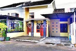 Rumah Premium di Colomadu, 2 KT, Area Tenang, Luas 118m² Bangunan 100m² Rumah Premium di Colomadu, 2 KT, Area Tenang, Luas 118m² Bangunan 100m²