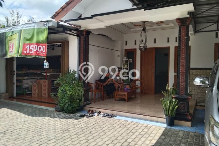 Dijual Rumah 4 Kamar Lokasi Ideal Nyaman dan Strategis di Giriwoyo Dijual Rumah 4 Kamar Lokasi Ideal Nyaman dan Strategis di Giriwoyo