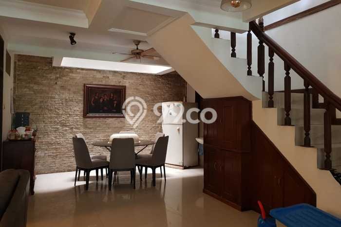 Hunian Eksklusif Dijual LT 226m2 di Cempaka Putih, Jakarta Pusat Hunian Eksklusif Dijual LT 226m2 di Cempaka Putih, Jakarta Pusat