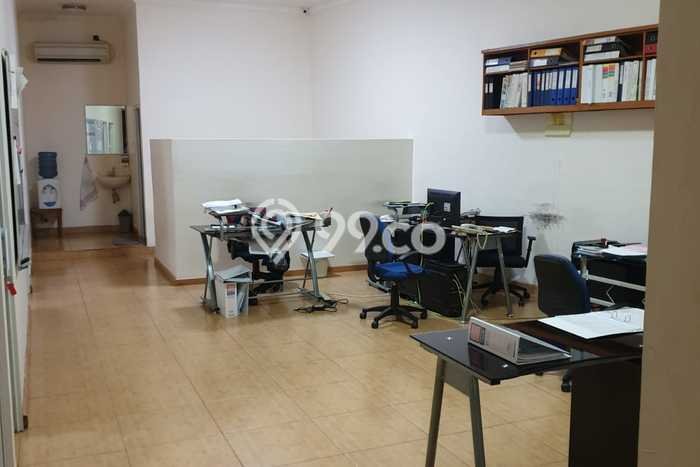 Pabrik Dijual di Ciracas Jakarta Timur dengan Luas Bangunan 560m2 Pabrik Dijual di Ciracas Jakarta Timur dengan Luas Bangunan 560m2