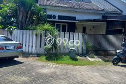 Rumah Luas Asri 3 KT Siap Pakai di BSD Nusaloka Tangerang Rumah Luas Asri 3 KT Siap Pakai di BSD Nusaloka Tangerang