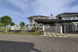 Dijual Rumah Premium dengan Fasilitas Sekitar Komplit di Sukolilo, Surabaya Dijual Rumah Premium dengan Fasilitas Sekitar Komplit di Sukolilo, Surabaya