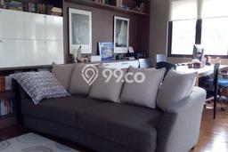 Rumah LT 324m² Semi Furnished di BSD De Park, Dekat Supermarket, Tangerang Rumah LT 324m² Semi Furnished di BSD De Park, Dekat Supermarket, Tangerang