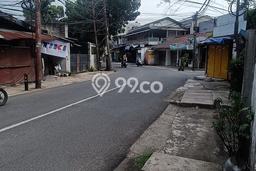Lahan Strategis di Kebayoran Lama Dijual dengan Luas 735m2 Lahan Strategis di Kebayoran Lama Dijual dengan Luas 735m2