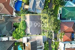Hunian Impian Keluarga! Rumah Mewah di Simprug, Jakarta Selatan, Luas 630m² LB 800m² Hunian Impian Keluarga! Rumah Mewah di Simprug, Jakarta Selatan, Luas 630m² LB 800m²