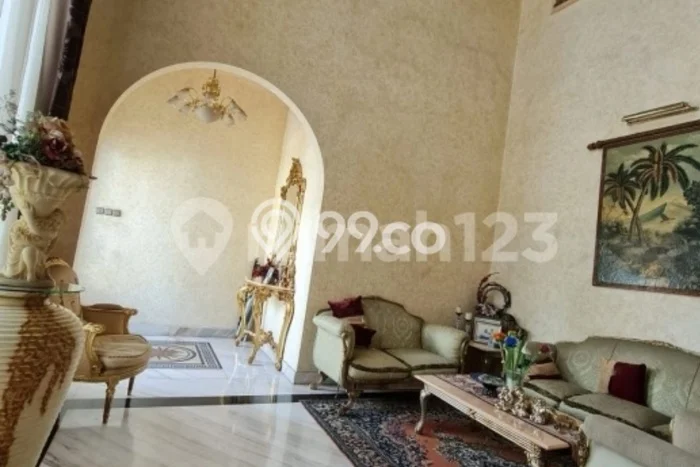 Jual Rumah Mewah Megah Dengan View Eksklusif di Pantai Indah Kapuk, Jakarta Utara Jual Rumah Mewah Megah Dengan View Eksklusif di Pantai Indah Kapuk, Jakarta Utara