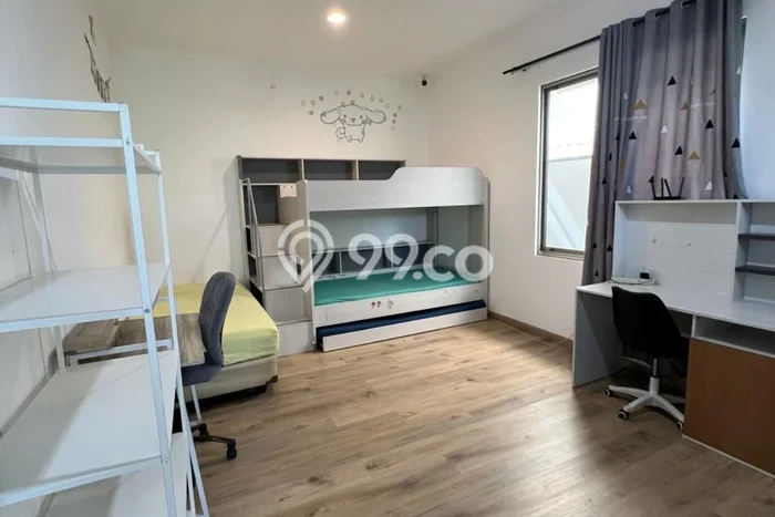 Dijual Rumah Luas Elegan Dengan View Cantik di Pluit, Jakarta Utara Dijual Rumah Luas Elegan Dengan View Cantik di Pluit, Jakarta Utara