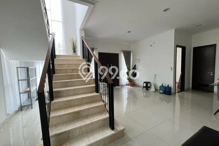 Dijual Rumah Luas Elegan Dengan View Cantik di Pluit, Jakarta Utara Dijual Rumah Luas Elegan Dengan View Cantik di Pluit, Jakarta Utara