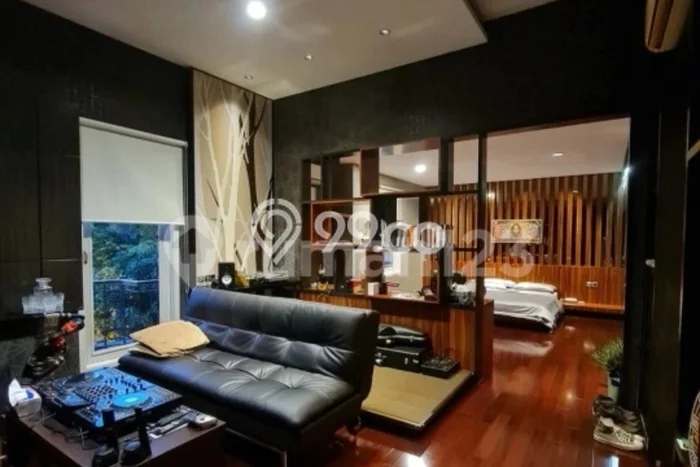 Jual Rumah Mewah Megah Dengan View Eksklusif di Pantai Indah Kapuk, Jakarta Utara Jual Rumah Mewah Megah Dengan View Eksklusif di Pantai Indah Kapuk, Jakarta Utara