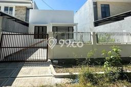 Jual Rumah Harga Miring Tenggilis Mejoyo Punya 3 KT & LT 179m2 Jual Rumah Harga Miring Tenggilis Mejoyo Punya 3 KT & LT 179m2