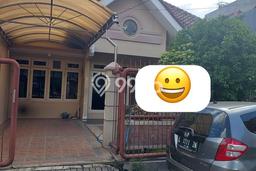 Rumah Eksklusif Siap Huni LT 200m2 di Sukolilo, Surabaya Rumah Eksklusif Siap Huni LT 200m2 di Sukolilo, Surabaya