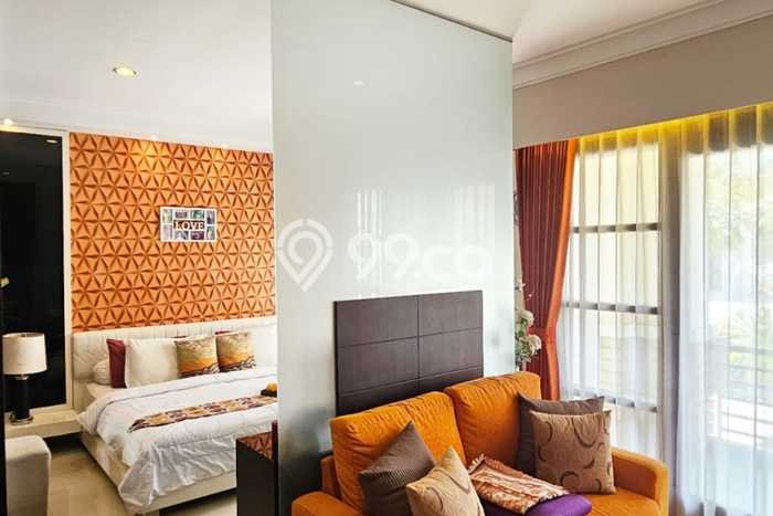 Rumah Asri 4 KT di Gayungan, Surabaya - LT 281m2m² Rumah Asri 4 KT di Gayungan, Surabaya - LT 281m2m²