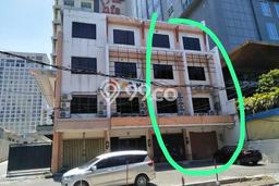 Ruko Disewakan di Area Ramai Genteng, Surabaya Ruko Disewakan di Area Ramai Genteng, Surabaya