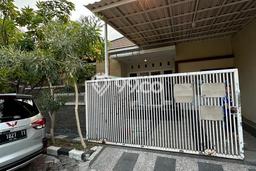 For Sale Rumah 4 Kamar Lokasi Ideal Nyaman dan Strategis di Rungkut For Sale Rumah 4 Kamar Lokasi Ideal Nyaman dan Strategis di Rungkut