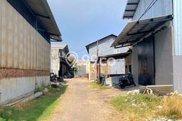 Dijual! Pabrik di Gununganyar Surabaya LT 200m2 / LB 180m2 Kawasan Bisnis Dijual! Pabrik di Gununganyar Surabaya LT 200m2 / LB 180m2 Kawasan Bisnis