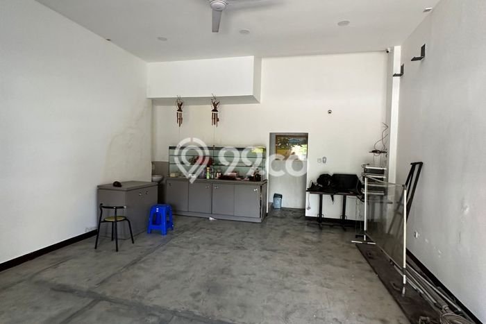 Unit Komersial Dijual di Wonokromo Surabaya Luas Tanah 98m2, Luas Bangunan 98m2 Unit Komersial Dijual di Wonokromo Surabaya Luas Tanah 98m2, Luas Bangunan 98m2