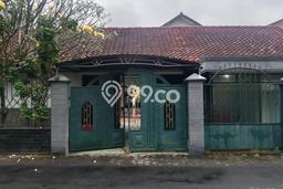 Aset Investasi! Kost Dijual di Sleman, Sleman, 17 KT, 12 KM, Luas 480m2 Aset Investasi! Kost Dijual di Sleman, Sleman, 17 KT, 12 KM, Luas 480m2